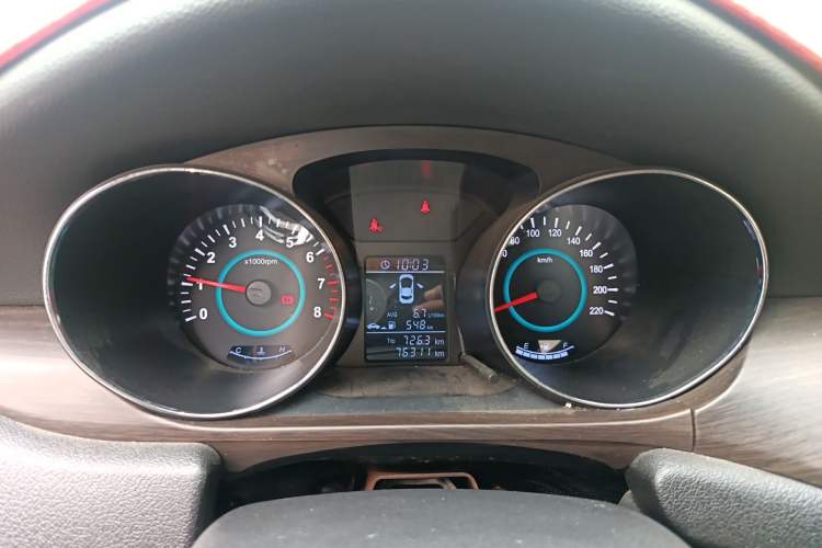 Used JAC Group Heyue 2014 1.5L Manual Luxury Version China IV Standard
