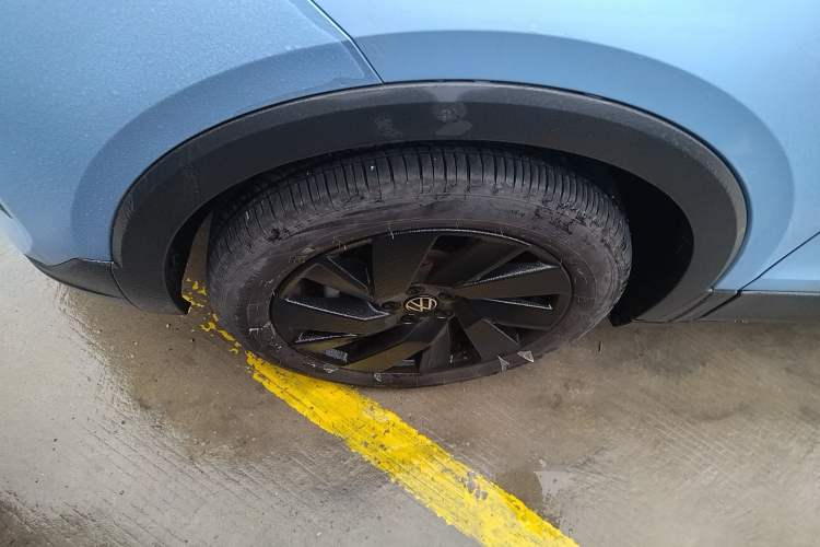 Used Volkswagen Tharu 2025 NewRui 300TSI Prestige Edition