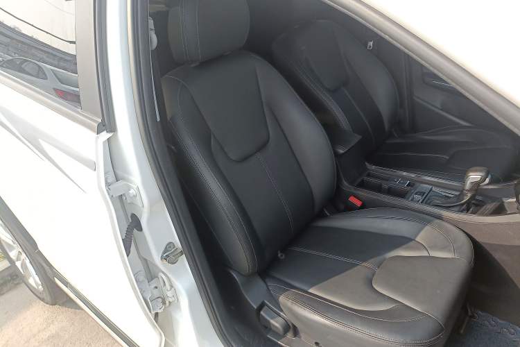 Used Chery Tiggo 3X 2021 PLUS 1.5L CVT Thrilling Red Date Edition