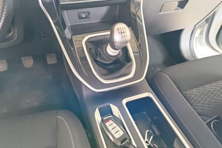 Used Haval M6 2023 PLUS 1.5T Manual Elite Smart Connectivity Model Gear Lever