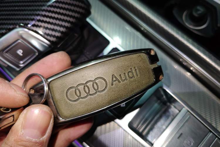 Used Audi A6L 2023 45 TFSI Prestige Elegant Edition Vehicle Key