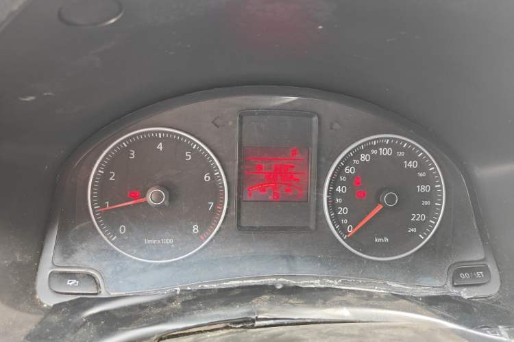 Used Volkswagen Bora 2011 1.6L Automatic Fashion Edition Instrument Cluster