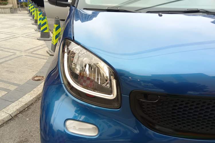 Used smart fortwo 2017 1.0L 52kW Hardtop Affection Special Edition
