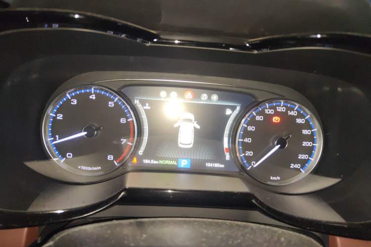 Used GAC Trumpchi GS8 2017 320T Four-Wheel Drive Luxury Smart Connectivity Version (7 Seats)