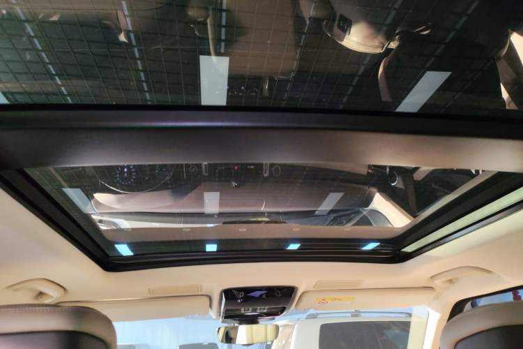 Used Land Rover Range Rover SportNew Energy 2021 P400e SE
