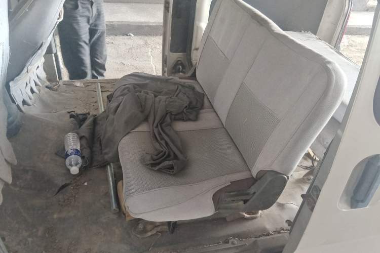 Used Wuling Zhiguang 2013 1.0L Practical Version Left Rear Seat