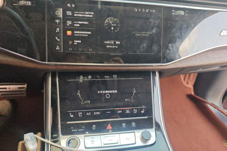 Used Audi Q7 2022 55 TFSI quattro S line Sport model
