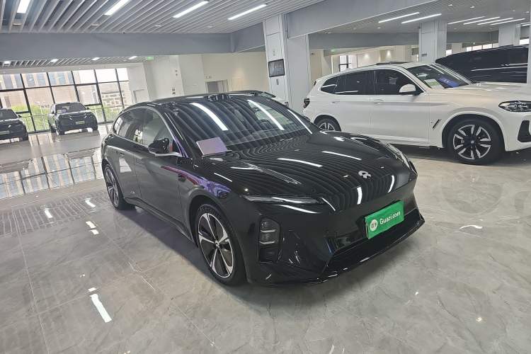 Used Nio ET5T 2025 75 kWh Touring Exterior 1