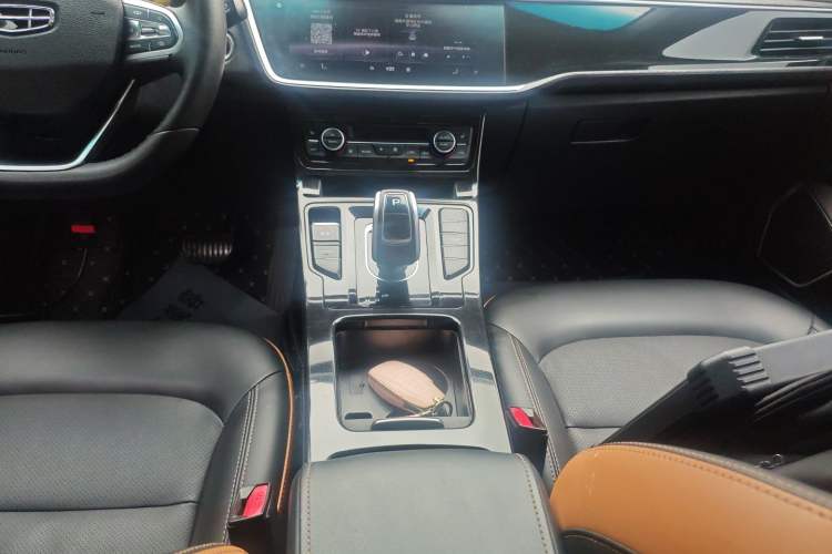 Used Geely Auto Emgrand GL 2020 1.5T DCT Luxury Model Gear Lever