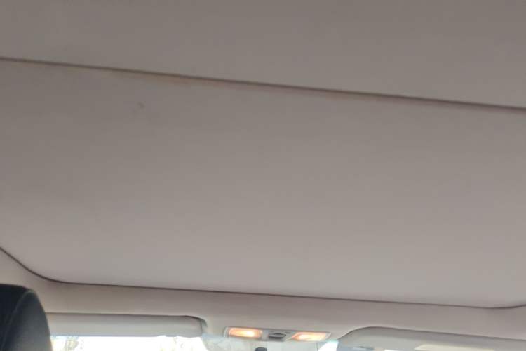 Used Hyundai Mistra 2014 1.8L Automatic Smart GLS Headliner