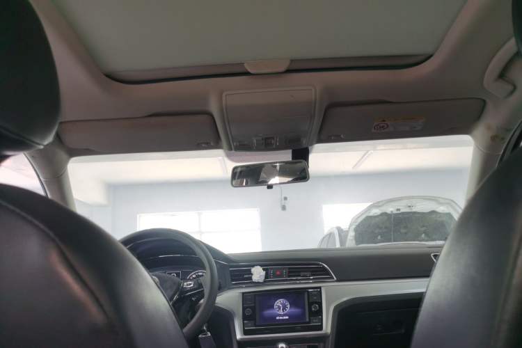 Used Volkswagen Lamando 2019 230TSI DSG Vision Edition China VI Standard Headliner