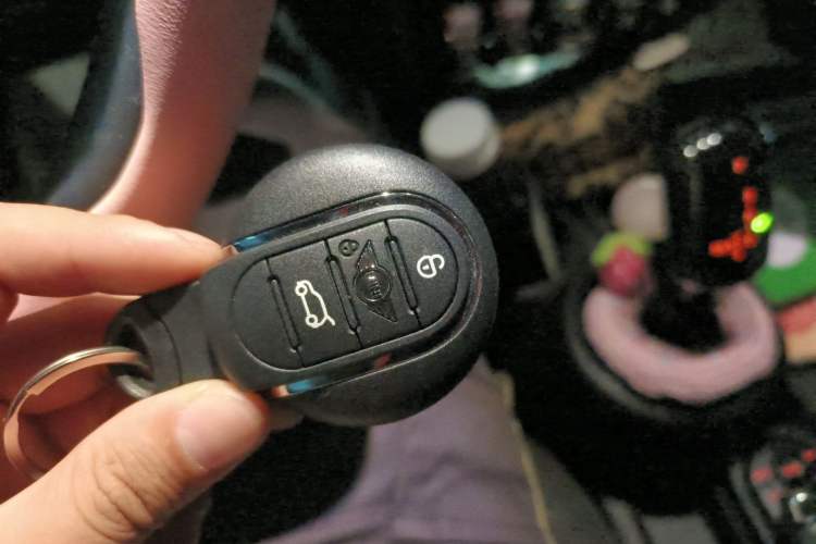 Used MINI 2022 Updated 1.5T COOPER Classic Edition Vehicle Key