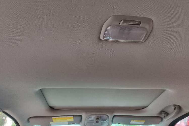 Used SAIC MAXUS T90 2021 2.0T Single-Turbo Automatic All-Wheel Drive High-Ride Elite Version with Extended Cargo Bed
