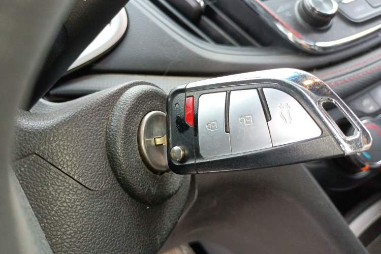 Used Chevrolet Monza 2019 RS 330T Automatic Comfort Edition China VI Standard