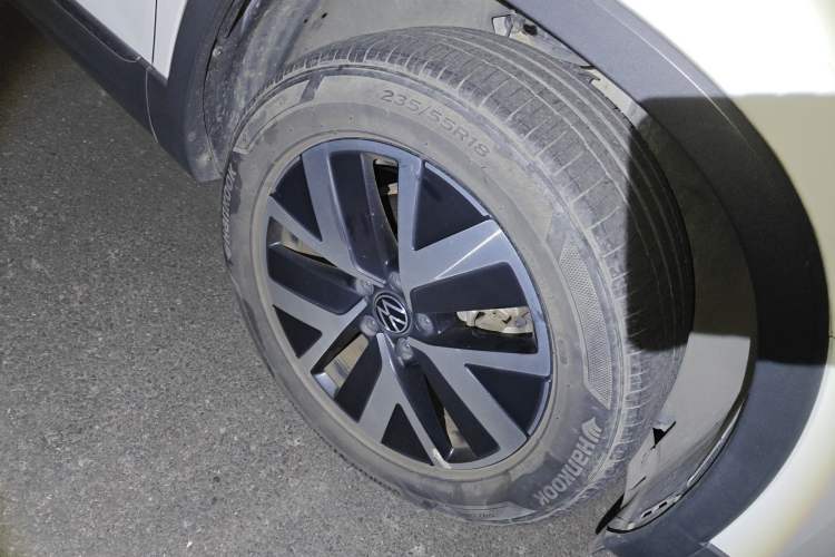 Used Volkswagen Tayron 2023 280TSI Two-Wheel-Drive Luxury Plus Advanced Version
