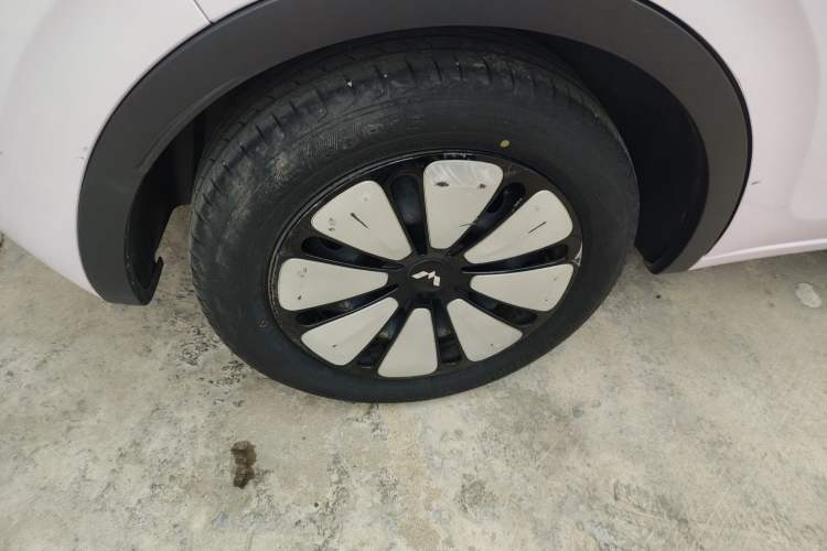 Used Wuling Bingo 2023 333 km Enjoyment Version
