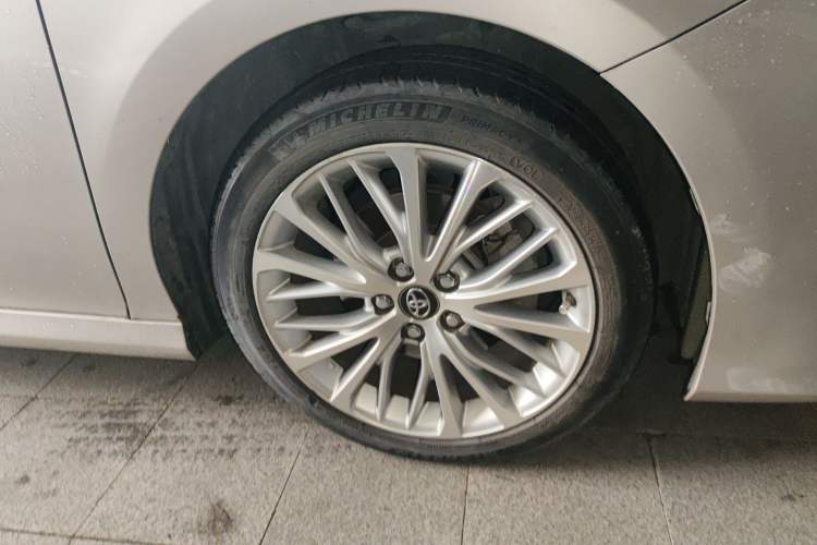 Used Toyota Camry 2018 2.5G Luxury Edition Right Front Wheel Hub