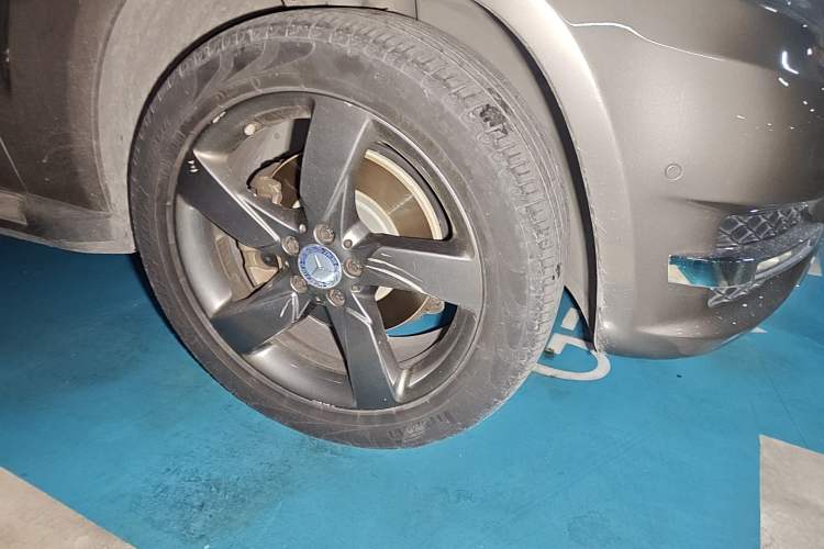 Used Mercedes-Benz GLK-Class 2013 Facelift GLK 300 4MATIC Fashion Edition
