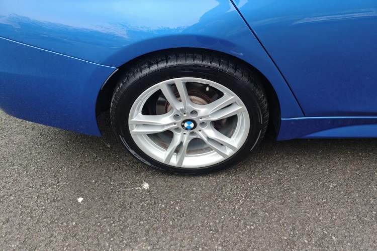 Used BMW 3 Series 2018 320Li Leading Model M Sport Package Exterior 5