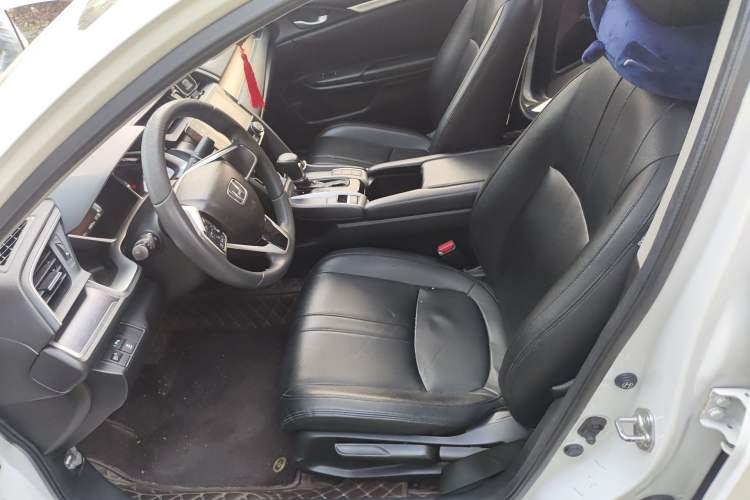 Used Honda Civic 2016 220TURBO CVT Luxury Edition Left Front Seat