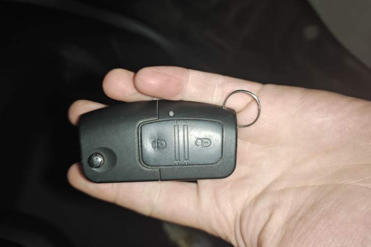 Used JMC Baodian 2023 2.5T Diesel 4x4 Comfort Edition Flat-Base Cargo Bed Long Wheelbase Model JX4D25A6L
