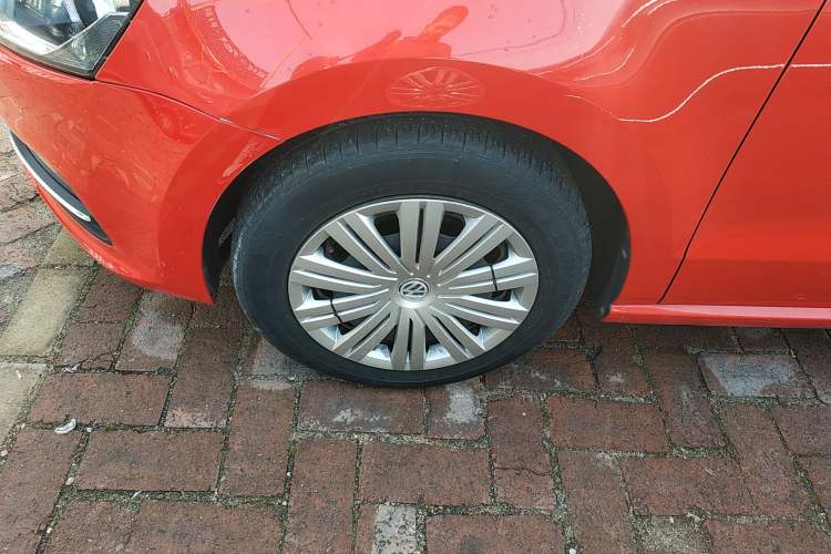 Used Volkswagen Polo 2018 1.5L Automatic Enjoyment Model Left Front Wheel Hub