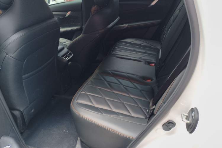 Used CHANGAN CS75 PLUS 2025 4th Generation 1.5T New Blue Whale Smart Luxury Edition
