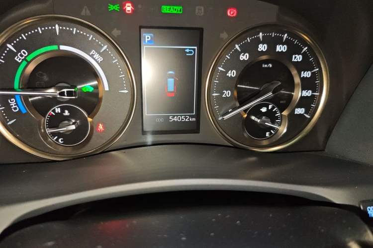 Used Toyota Vellfire 2023 Crown Dual-Engine 2.5L HV Ultimate Edition