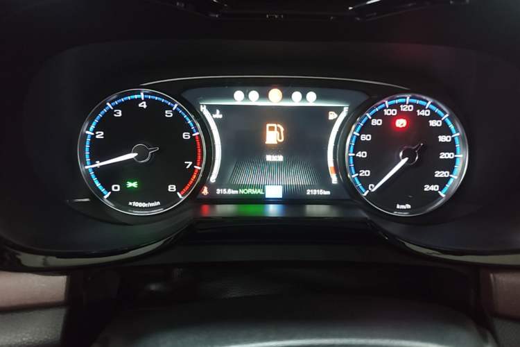 Used GAC Trumpchi GS8 2019 390T Two-Wheel Drive Luxury Smart Connectivity Version (7 Seats)