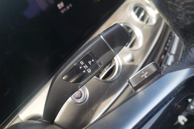 Used Mercedes-Benz E-Class 2021 E 260 L Sport Edition Gear Lever