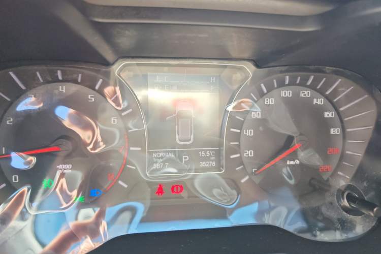 Used GAC Trumpchi GS4 2017 200T G-DCT Two-Wheel Drive Elite Edition Instrument Cluster