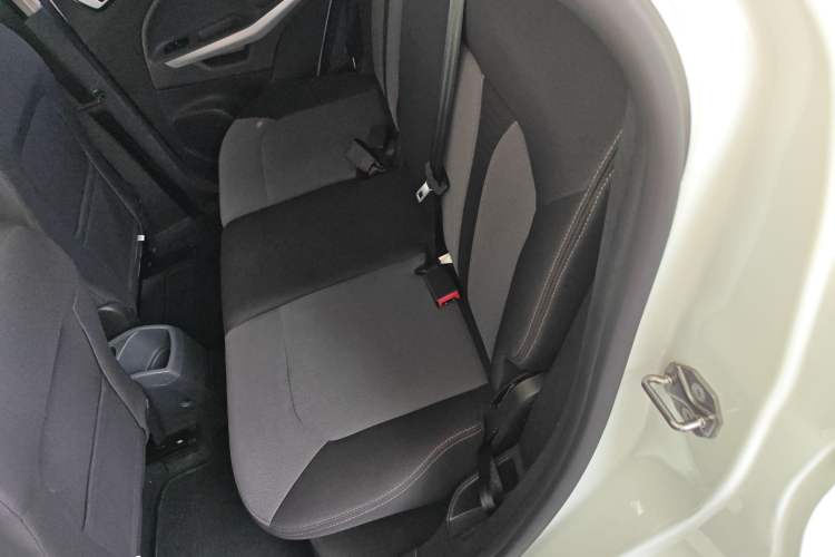 Used Ford EcoSport 2013 1.5L Automatic Fashion Model
