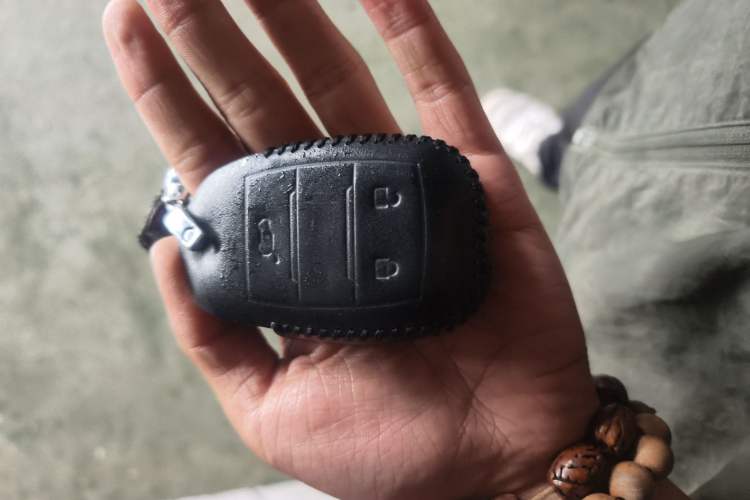 Used Alfa Romeo Stelvio 2017 2.0T 200HP Elite Edition Vehicle Key