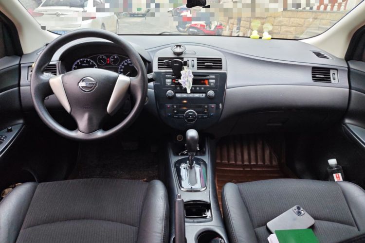 Used Nissan Tiida 2011 1.6L CVT Smart Version