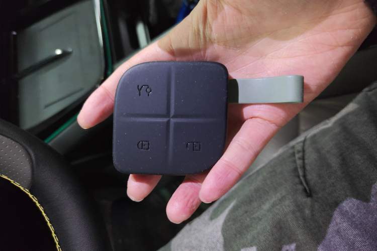 Used Lynk & Co 08 EM-P 2023 120km Long-Range Pro Vehicle Key