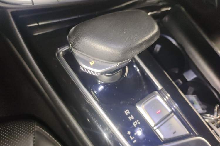 Used Geely Auto Emgrand GT New Energy 2021 1.5T ePro Elite Edition Gear Lever