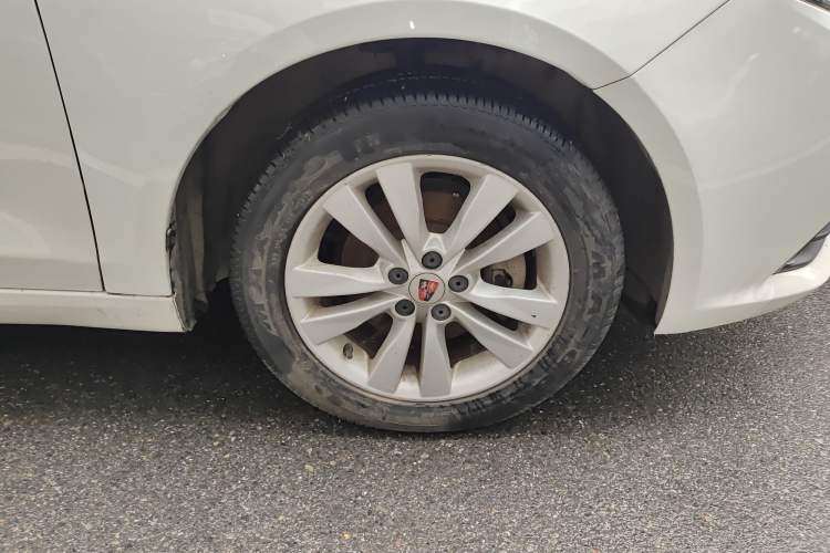 Used Roewe 360 2015 1.5L Manual Luxury Edition