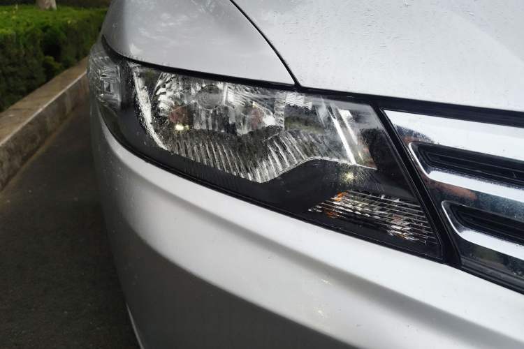 Used Honda City Classic 2012 1.5L manual Comfort version