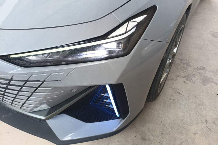 Used CHANGAN UNI-V 2022 1.5T Prestige Version Left Front Headlight