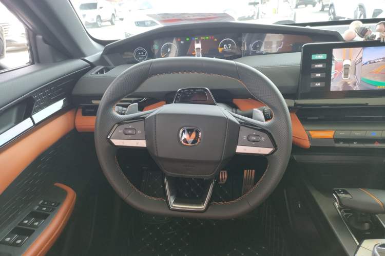 Used CHANGAN UNI-V 2023 2.0T Leading-Speed Edition
