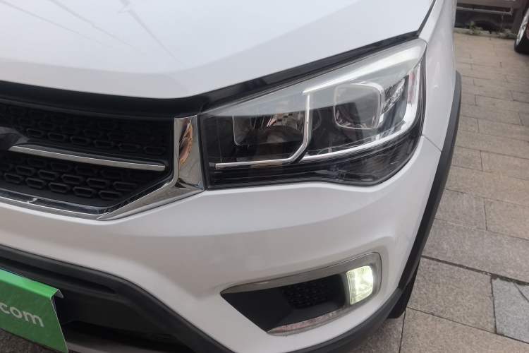 Used Chery Tiggo 3X 2018 1.5L Automatic Luxury Edition Left Front Headlight