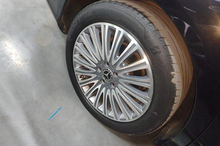 Used Mercedes-Benz E-Class 2020 Restyled E 300 L Sporty and Stylish Edition
