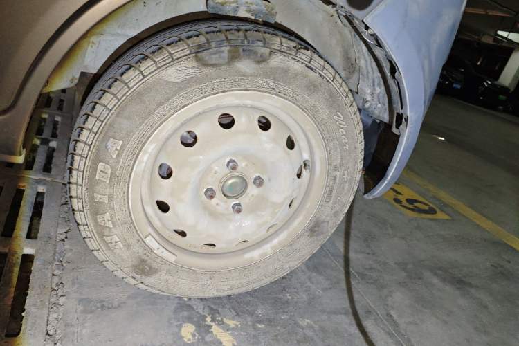 Used CHANGAN KAICHENG Star 2013 1.2L New Changan Star Basic Version Right Front Wheel Hub