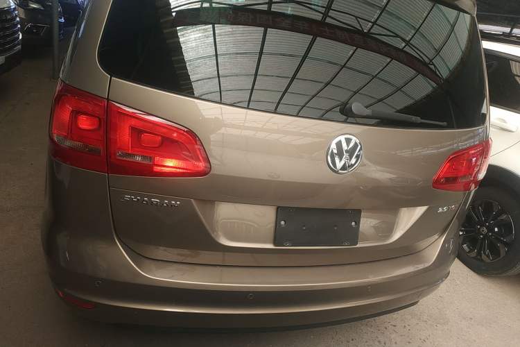 Used Volkswagen Sharan 2014 2.0 TSI Comfort Model
