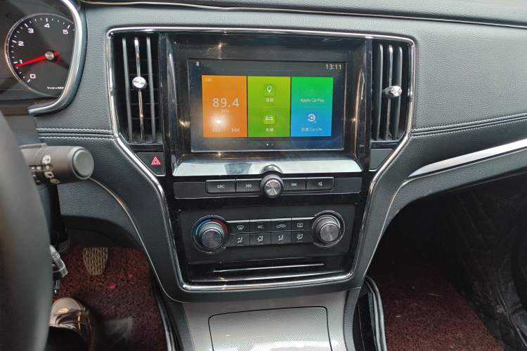 Used Roewe RX5 2016 20T Two-Wheel Drive Manual Flagship Edition