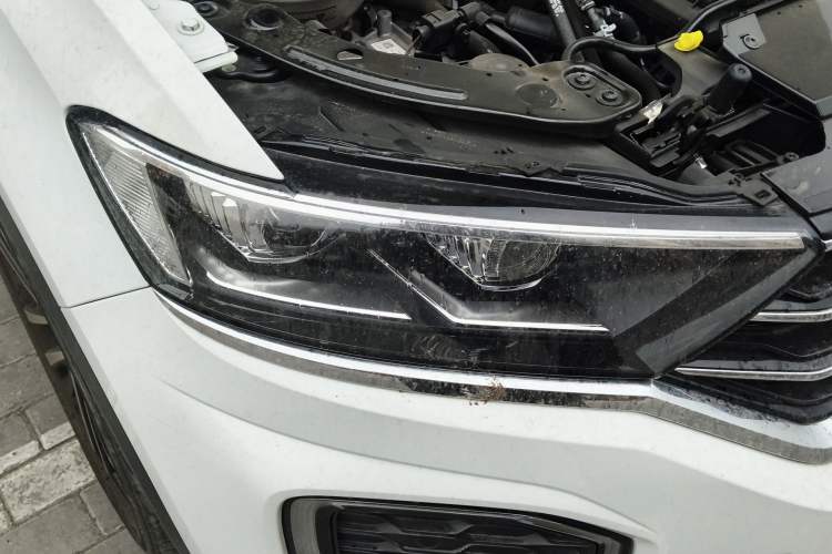 Used Volkswagen T-ROC 2022 280TSI DSG Two-Wheel Drive Comfort PLUS Exterior 3