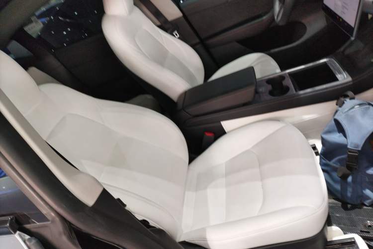 Used Tesla Model Y 2023 Rear-Wheel-Drive Version