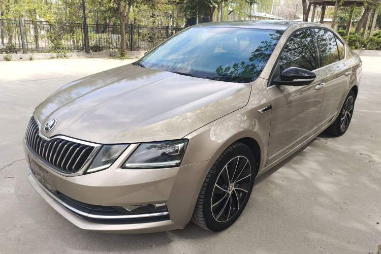Used Skoda Octavia 2018 TSI280 DSG Flagship Edition