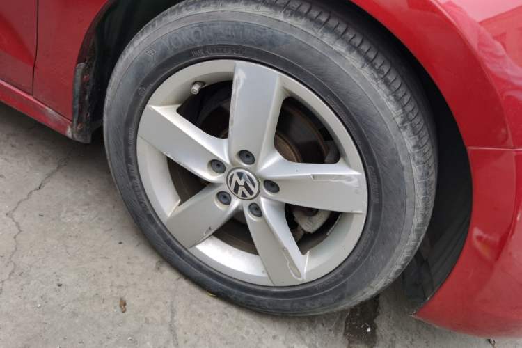 Used Volkswagen Sagitar 2012 1.6L Automatic Fashion Edition