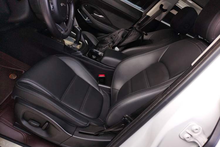 Used Jaguar E-PACE 2018 P250 S China VI
